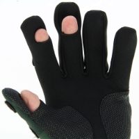 NGT Gloves - Neoprene Gloves in Camo (Large)