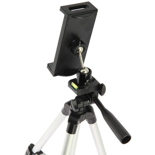 NGT Anglers Selfie Tripod - Includes Light and Remote